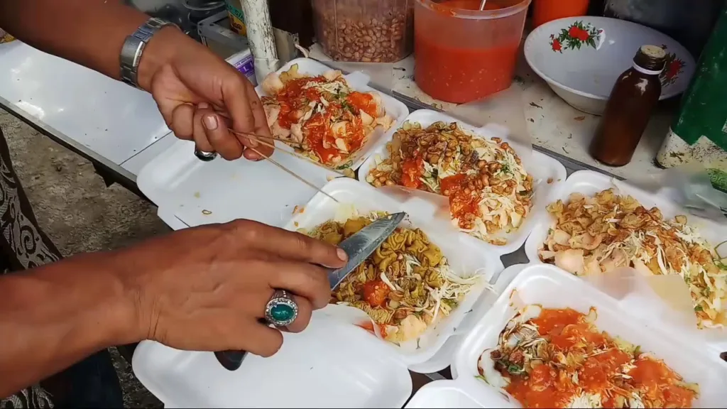 Bubur Ayam street food indonesia